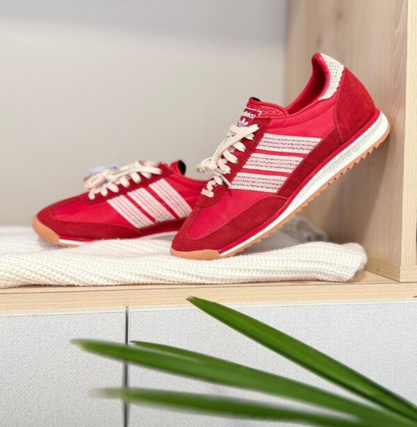 ADIDAS SL ROJA X BORDADO