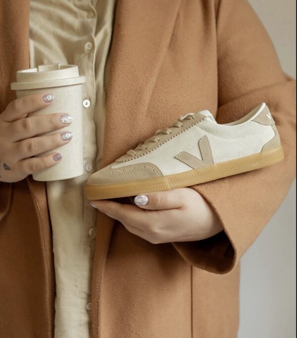 VEJA VOLLEY BEIGE MIEL