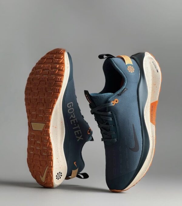 NIKE GORE-TEX